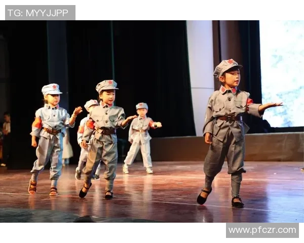 刘铮的奋斗历程与人生哲学探讨：从篮球场到人生舞台的精彩转变